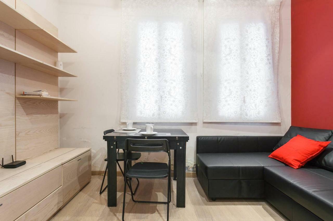 Nice Apartment In Sants Barcelona Exterior photo
